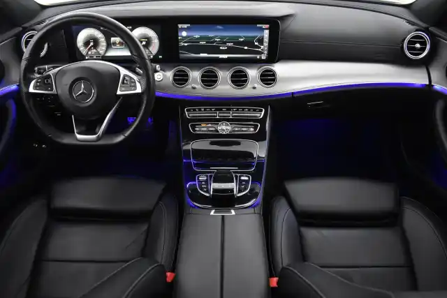 Musta Farmari, Mercedes-Benz E – FRE-828