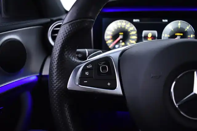 Musta Farmari, Mercedes-Benz E – FRE-828
