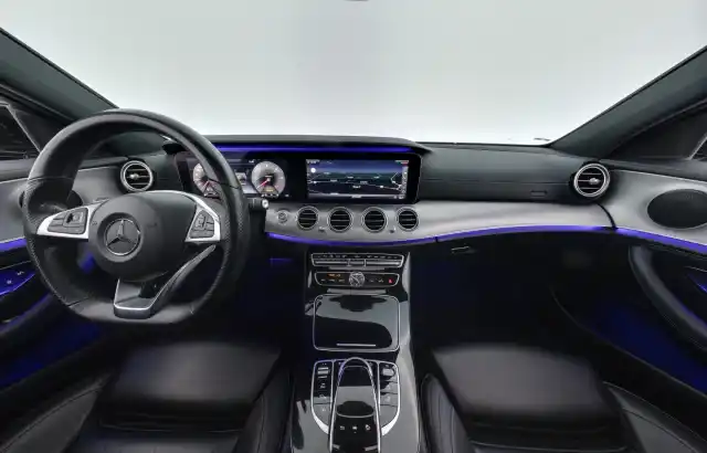 Musta Farmari, Mercedes-Benz E – FRE-828