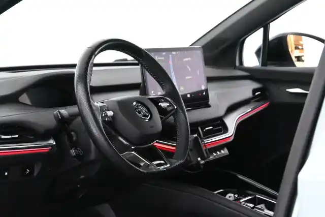Vihreä Maastoauto, Skoda Enyaq – FRJ-865