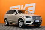 Valkoinen Maastoauto, Volvo XC90 – FRK-311, kuva 1