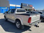 Harmaa Avolava, Toyota Hilux – FRO-590, kuva 2