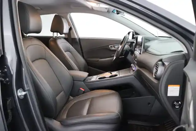 Harmaa Maastoauto, Hyundai Kona Electric – FRO-994