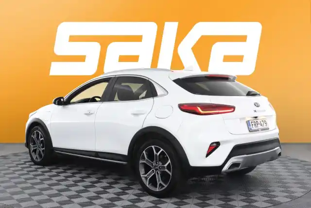 Valkoinen Viistoperä, Kia XCeed – FRP-479