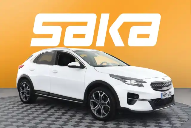Valkoinen Viistoperä, Kia XCeed – FRP-479