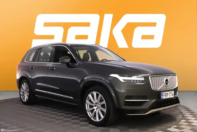 Harmaa Maastoauto, Volvo XC90 – FRP-774