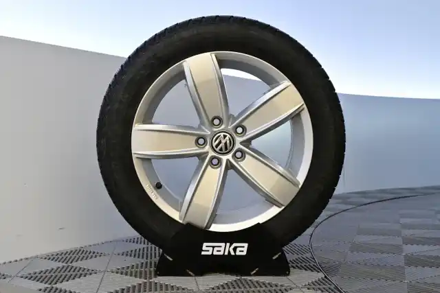 Musta Sedan, Volkswagen Passat – FSA-539
