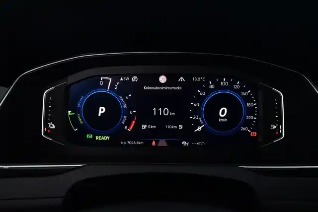 Musta Sedan, Volkswagen Passat – FSA-539