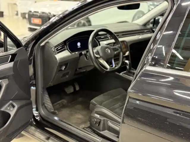 Musta Sedan, Volkswagen Passat – FSA-539