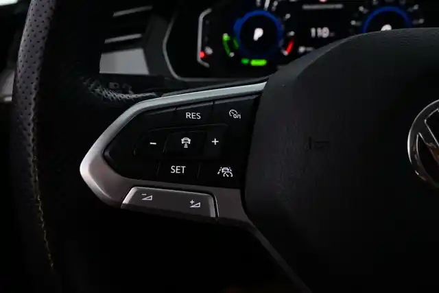 Musta Sedan, Volkswagen Passat – FSA-539