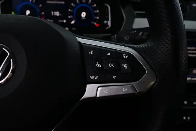 Musta Sedan, Volkswagen Passat – FSA-539
