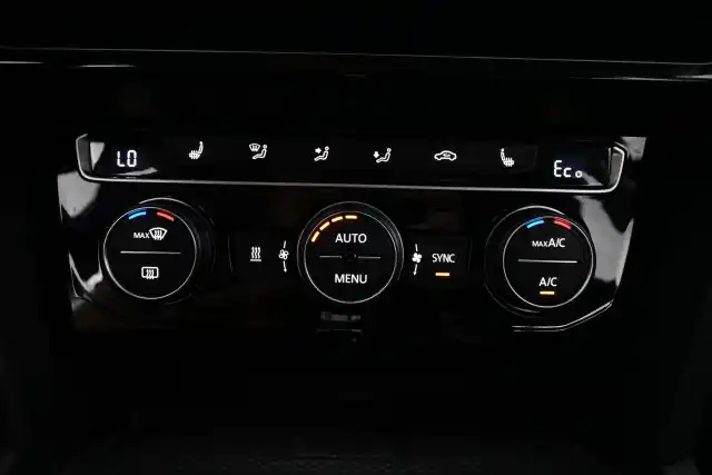 Musta Sedan, Volkswagen Passat – FSA-539