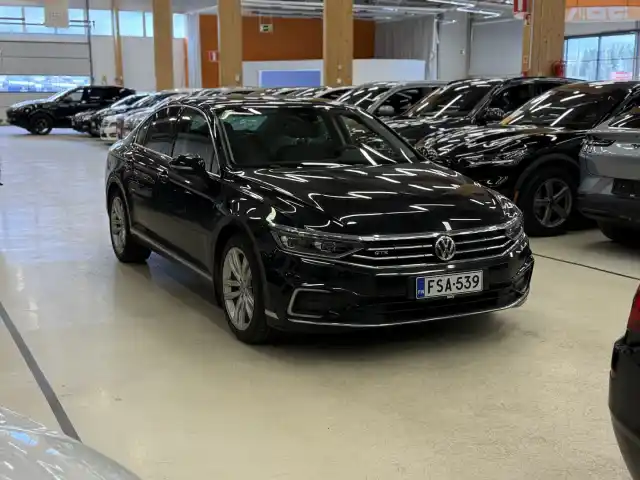 Musta Sedan, Volkswagen Passat – FSA-539