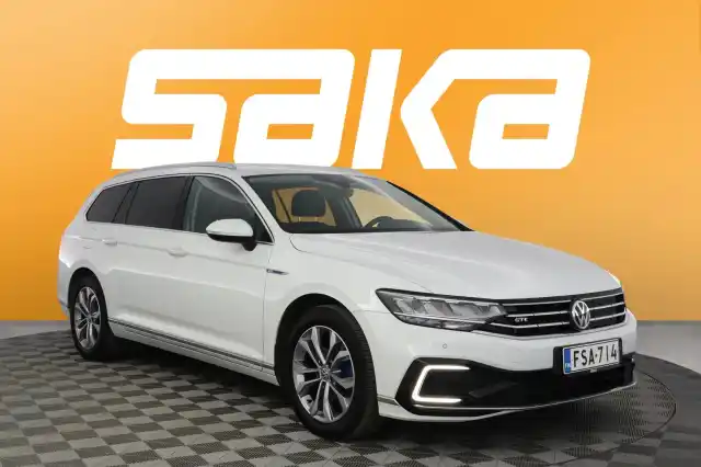 Valkoinen Farmari, Volkswagen Passat – FSA-714