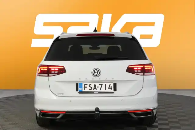 Valkoinen Farmari, Volkswagen Passat – FSA-714