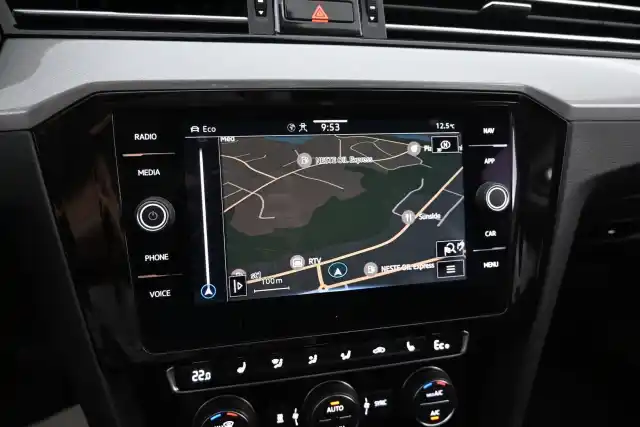 Valkoinen Farmari, Volkswagen Passat – FSA-714
