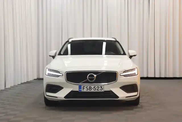 Valkoinen Farmari, Volvo V60 – FSB-523