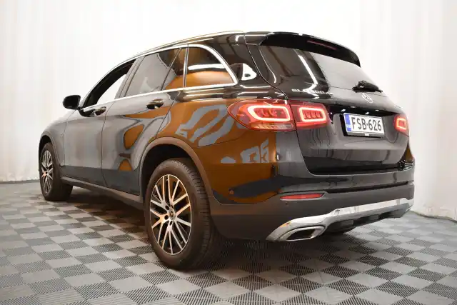 Musta Maastoauto, Mercedes-Benz GLC – FSB-626