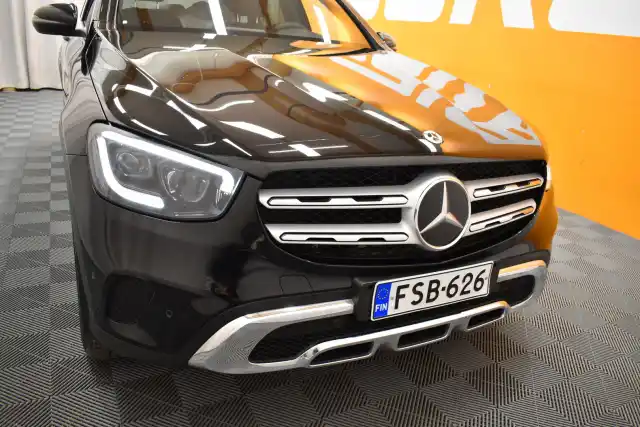 Musta Maastoauto, Mercedes-Benz GLC – FSB-626