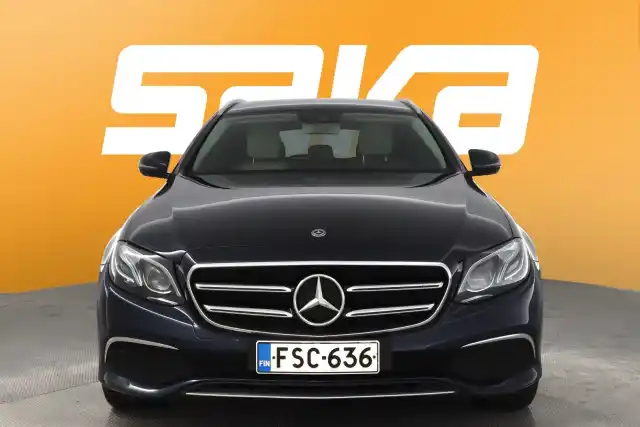 Sininen Farmari, Mercedes-Benz E – FSC-636