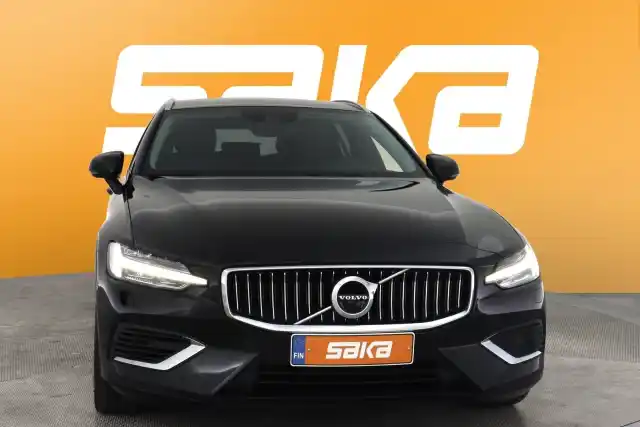 Musta Farmari, Volvo V60 – FSG-549