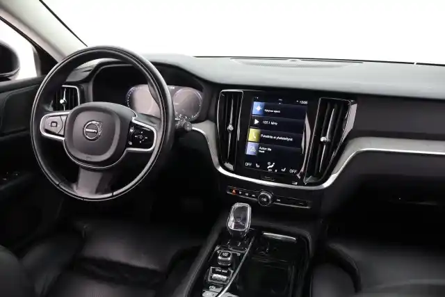 Musta Farmari, Volvo V60 – FSG-549