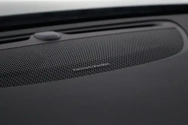 Musta Farmari, Volvo V60 – FSG-549