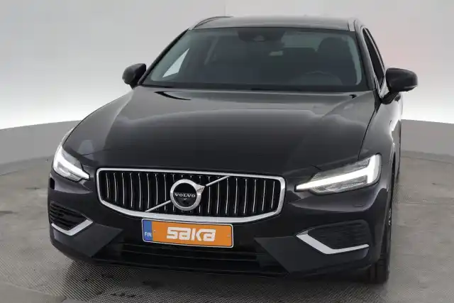 Musta Farmari, Volvo V60 – FSG-549