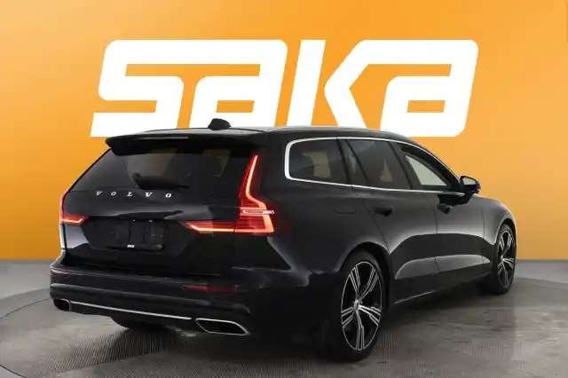 Musta Farmari, Volvo V60 – FSG-549