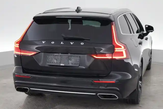 Musta Farmari, Volvo V60 – FSG-549