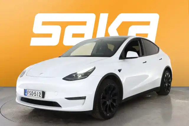 Valkoinen Maastoauto, Tesla Model Y – FSO-512