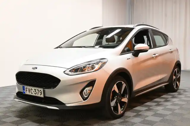 Harmaa Viistoperä, Ford Fiesta – FVC-379