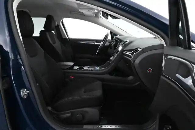 Sininen Farmari, Ford Mondeo – FVC-480