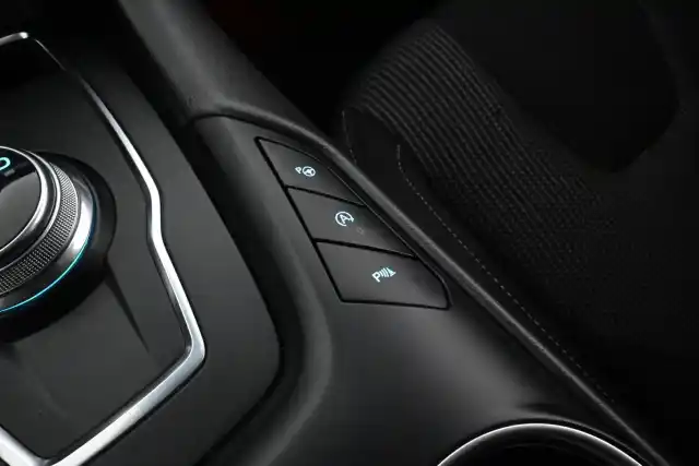 Sininen Farmari, Ford Mondeo – FVC-480