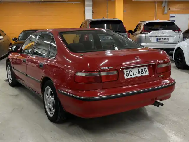Punainen Sedan, Honda Accord – GCL-489