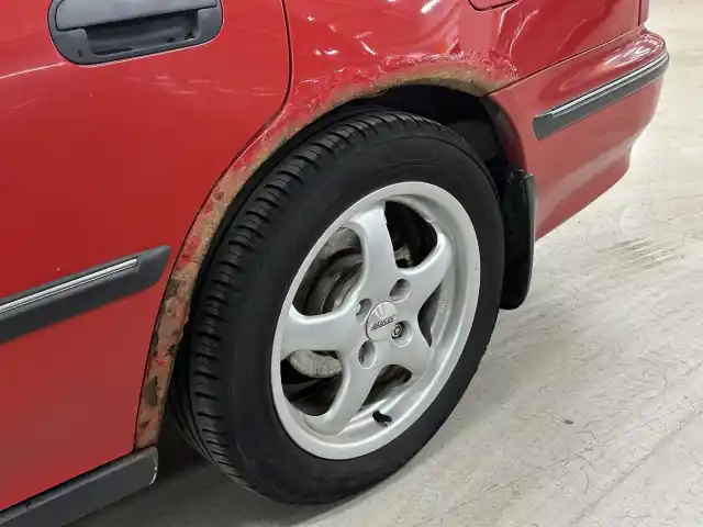Punainen Sedan, Honda Accord – GCL-489