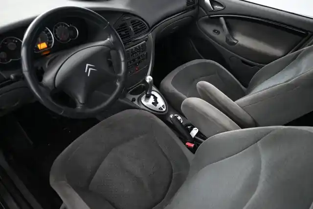Harmaa Viistoperä, Citroen C5 – GHI-164