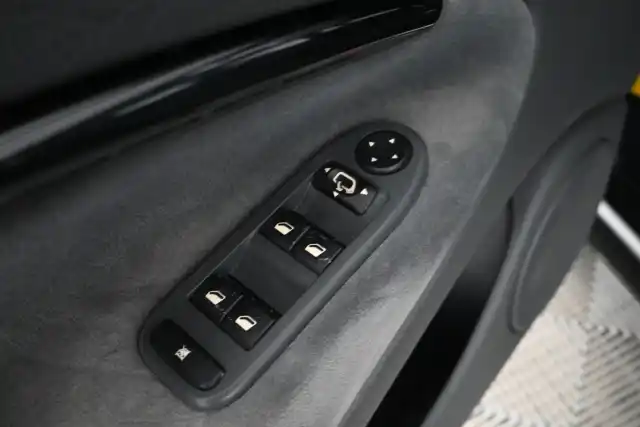 Harmaa Viistoperä, Citroen C5 – GHI-164