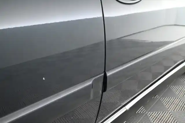 Harmaa Viistoperä, Citroen C5 – GHI-164