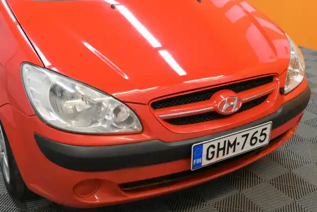 Punainen Viistoperä, Hyundai Getz – GHM-765