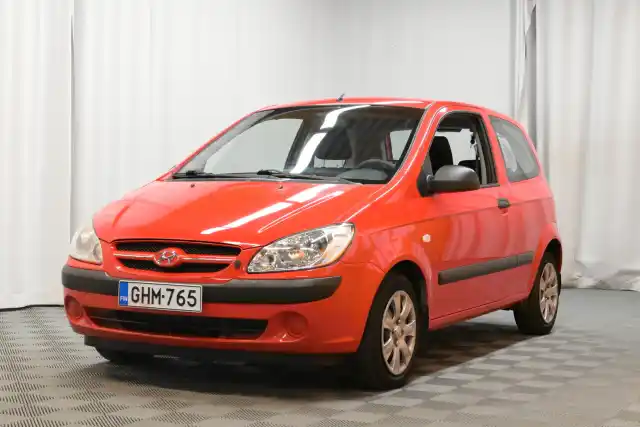 Punainen Viistoperä, Hyundai Getz – GHM-765