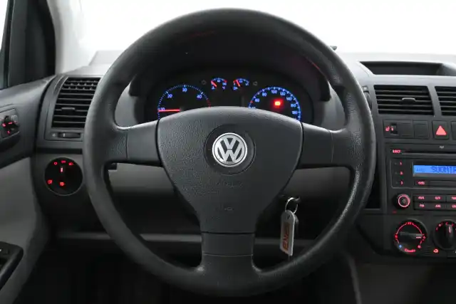 Sininen Viistoperä, Volkswagen Polo – GHT-314