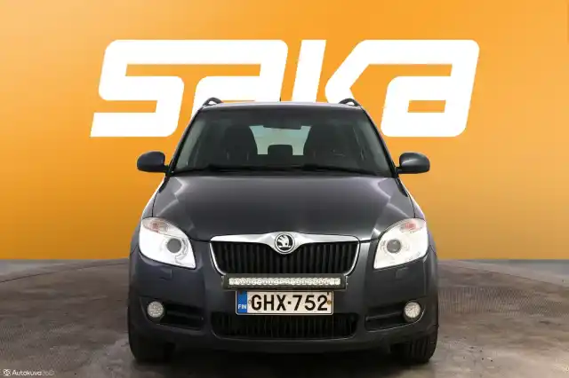 Harmaa Farmari, Skoda Fabia – GHX-752