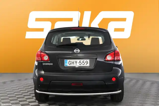 Musta Maastoauto, Nissan Qashqai – GHY-559