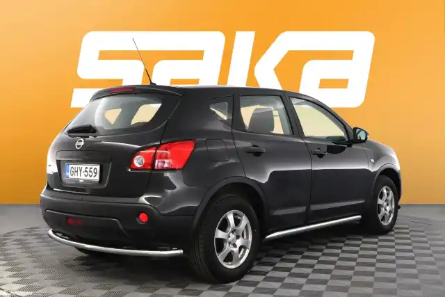 Musta Maastoauto, Nissan Qashqai – GHY-559