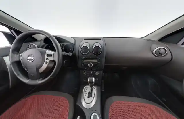 Musta Maastoauto, Nissan Qashqai – GHY-559