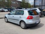 Harmaa Viistoperä, Volkswagen Golf – GIJ-306, kuva 2