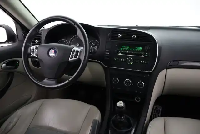 Musta Farmari, Saab 9-3X – GIX-295