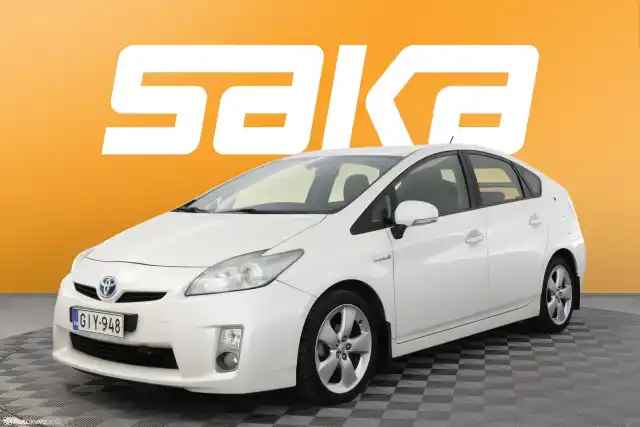 Valkoinen Viistoperä, Toyota Prius – GIY-948