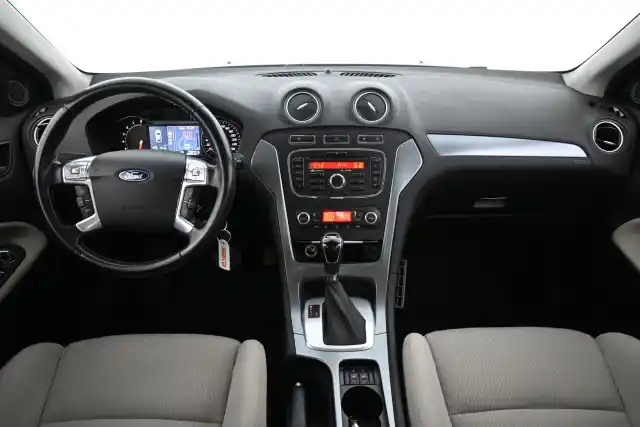 Musta Sedan, Ford Mondeo – GJI-613
